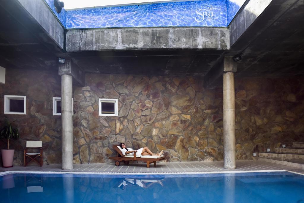 Howard Johnson ラマージョ エクステリア 写真